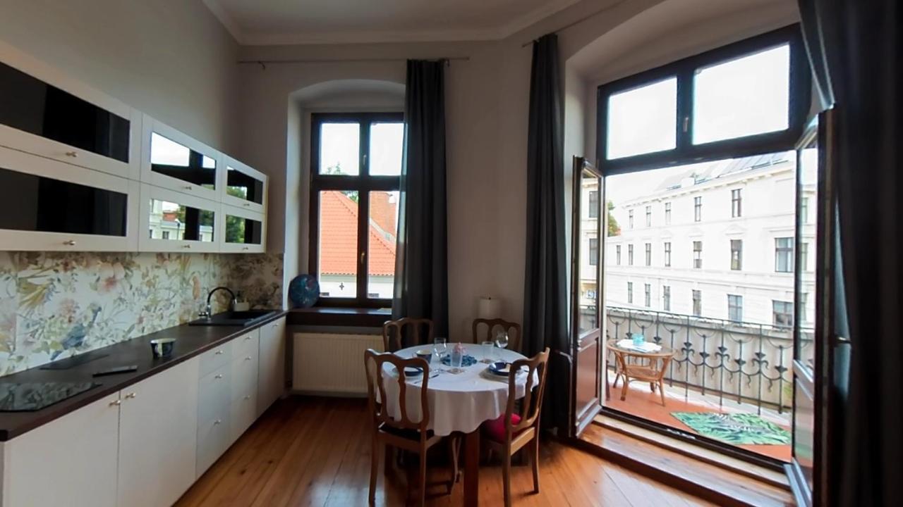 Astronomiczny Apartament , Mieszkanie 2 Pokojowe. Parking. Stary Toruń Eksteriør billede