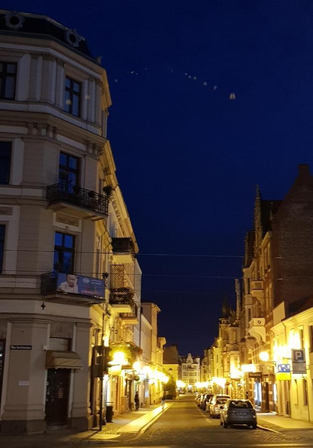 Astronomiczny Apartament , Mieszkanie 2 Pokojowe. Parking. Stary Toruń Eksteriør billede